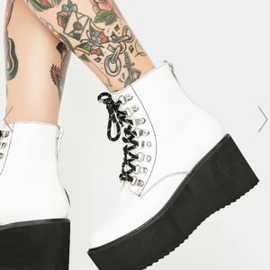 Platform boots